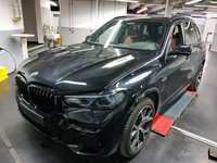 Pogled sprijeda lijevo