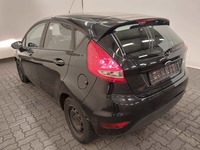 Вид сзади слева