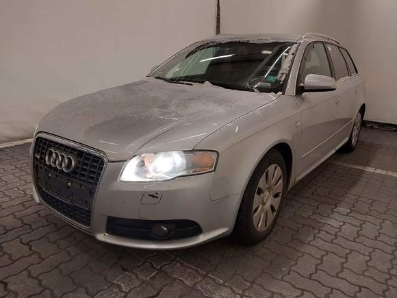 Вид спереди слева