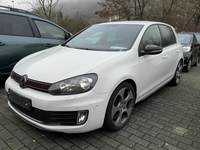 Pogled od napred levo