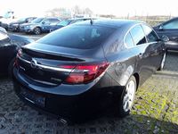 Pogled od pozadi desno