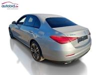 Pogled od pozadi levo