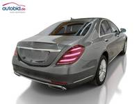 Pogled od pozadi desno