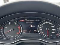 Pogled na kombinovani instrument