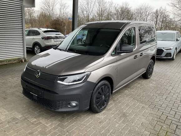 Pogled od napred levo