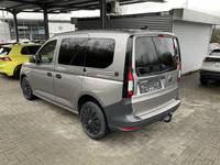 Pogled od pozadi levo