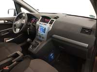 Вид на салон