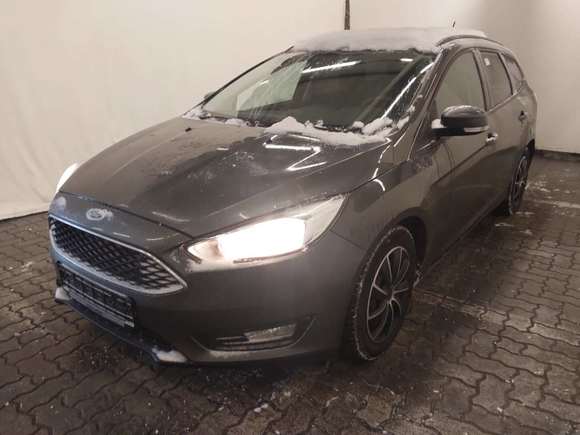 Вид спереди слева