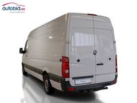 Pogled od pozadi levo