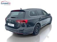 Pogled od pozadi desno