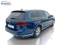 Pogled od pozadi desno