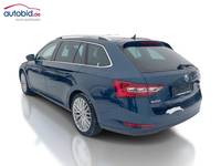 Pogled od pozadi levo