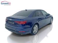 Pogled od pozadi desno