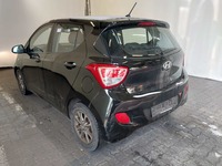 Вид сзади слева