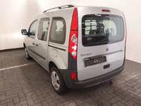 Вид сзади слева