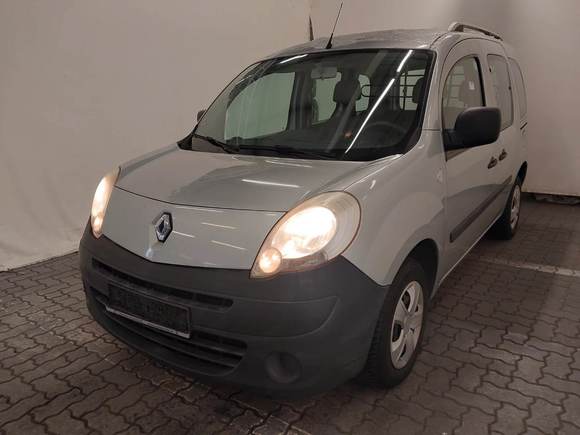 Вид спереди слева