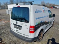 Vue de l’arrière droit