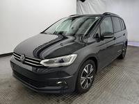 Pogled sprijeda lijevo