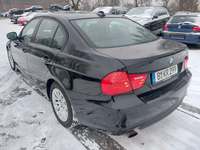 Pogled od pozadi levo