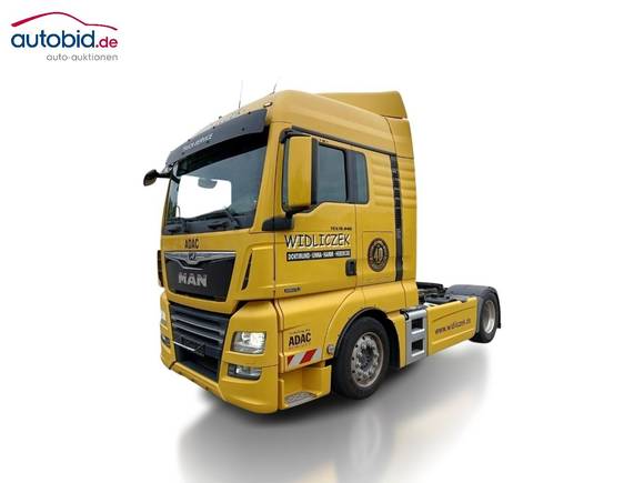 Pogled sprijeda lijevo