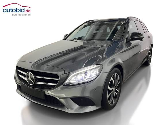 Pogled sprijeda lijevo