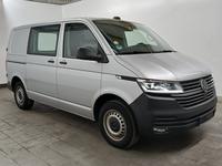 Pogled sprijeda desno