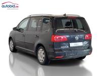 Pogled od pozadi levo