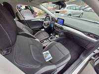 Вид на салон