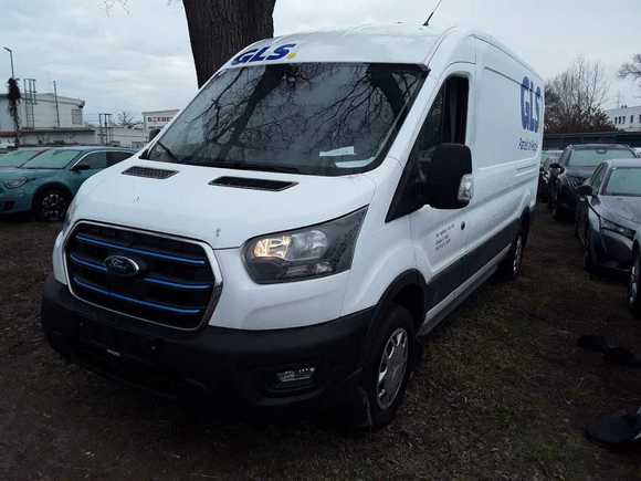 Pogled sprijeda lijevo