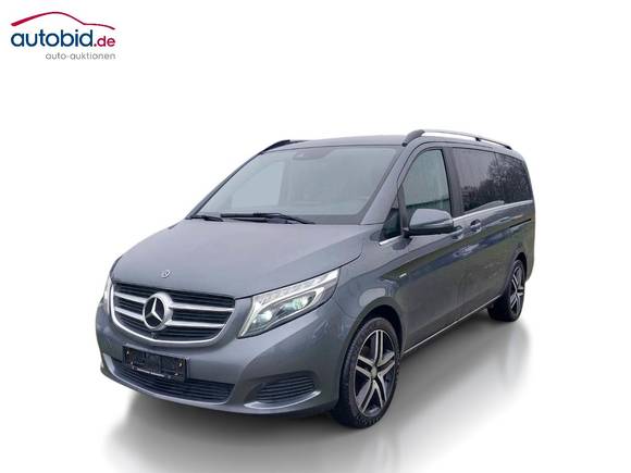 Pogled sprijeda lijevo