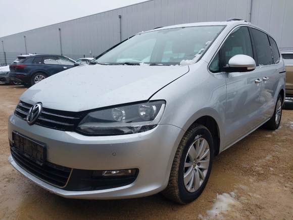 Pogled sprijeda lijevo