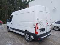 Pogled od pozadi levo