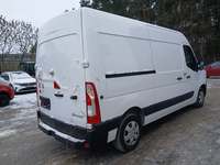 Pogled od pozadi desno