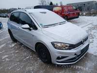 Pogled od napred  desno