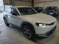 Pogled od napred  desno