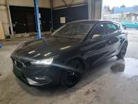 Pogled od napred levo