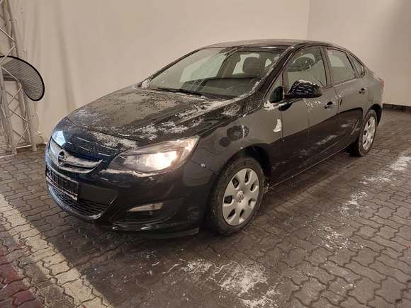 Pogled sprijeda lijevo