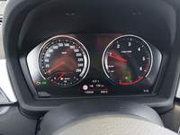 Pogled na kombinovani instrument