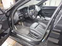 Вид на салон