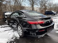 Вид сзади слева