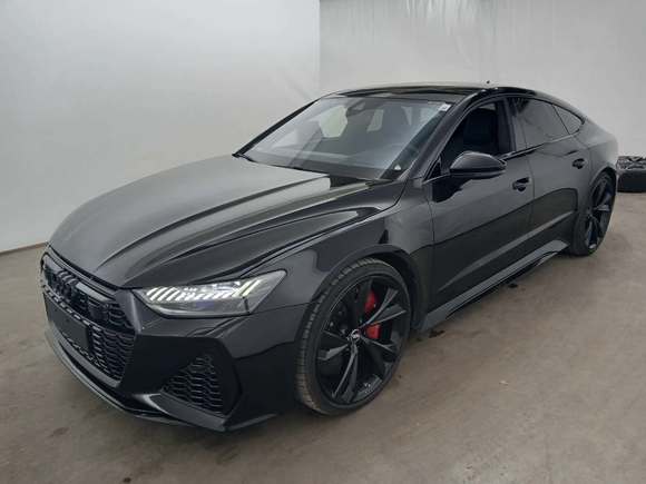 Pogled od napred levo