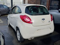 Вид сзади слева