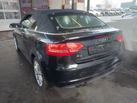 Pogled od pozadi levo