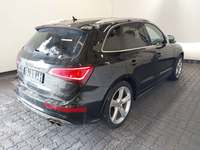 Pogled od pozadi desno