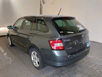 Pogled od pozadi levo