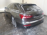 Pogled od pozadi levo