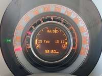 Pohled na přístrojovou desku