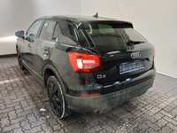 Pogled od pozadi levo