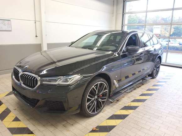 Pogled sprijeda lijevo