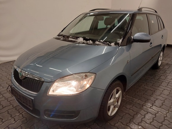 Náhled zpředu zleva